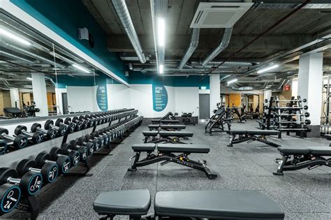 pure gym city of london.